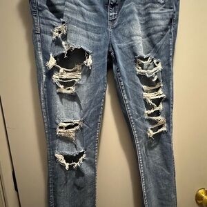 Distressed American Eagle jegging size 16